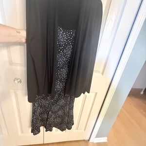 Sag Harbor Black, Blue and White Skirt Set Size L FS